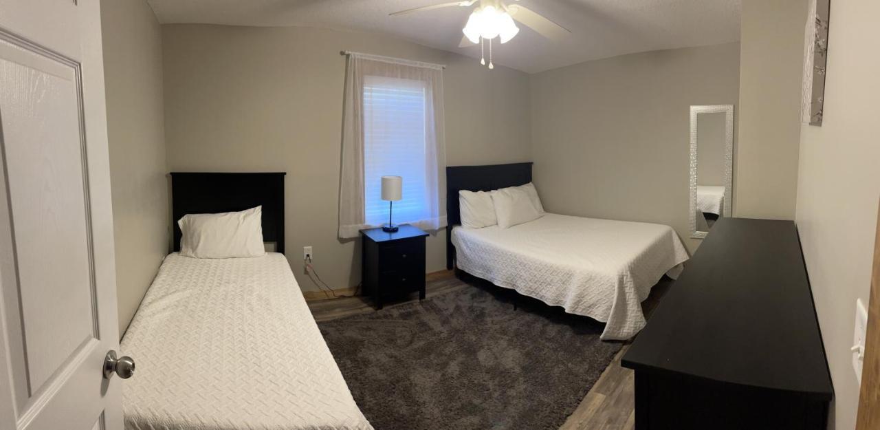 Modern Farmhouse 3 Bed, 2 Bath Apartment, Sleeps 7, Lots Of Space, Steps To Downtown, Honeywell & Eagles Theater Wabash Exterior foto